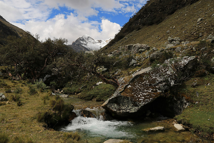 Dans la vallée d'Akilpo Dans la vallée d'Akilpo