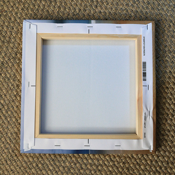 L'envers de la toile-photo avec les agrafes