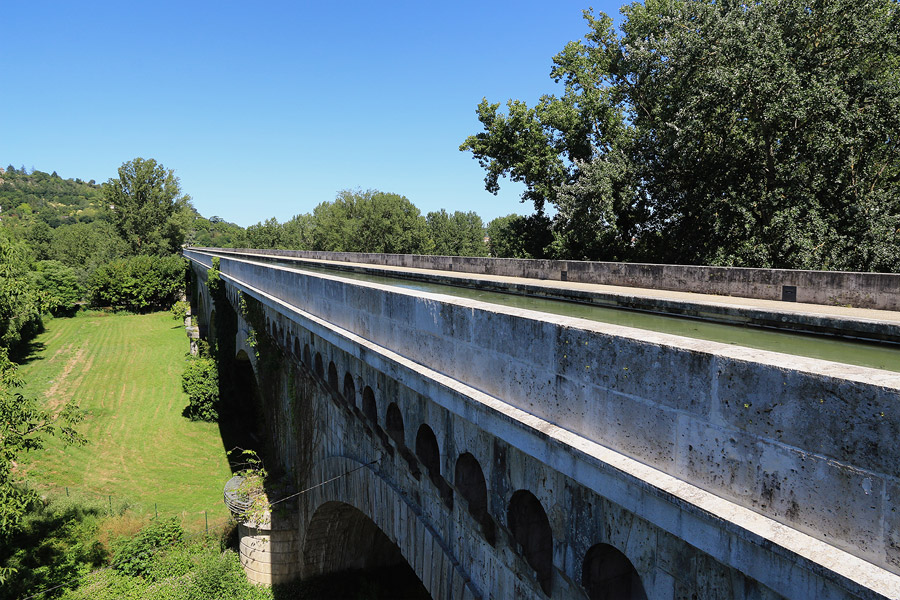 Le pont-canal  l'entre d'Agen