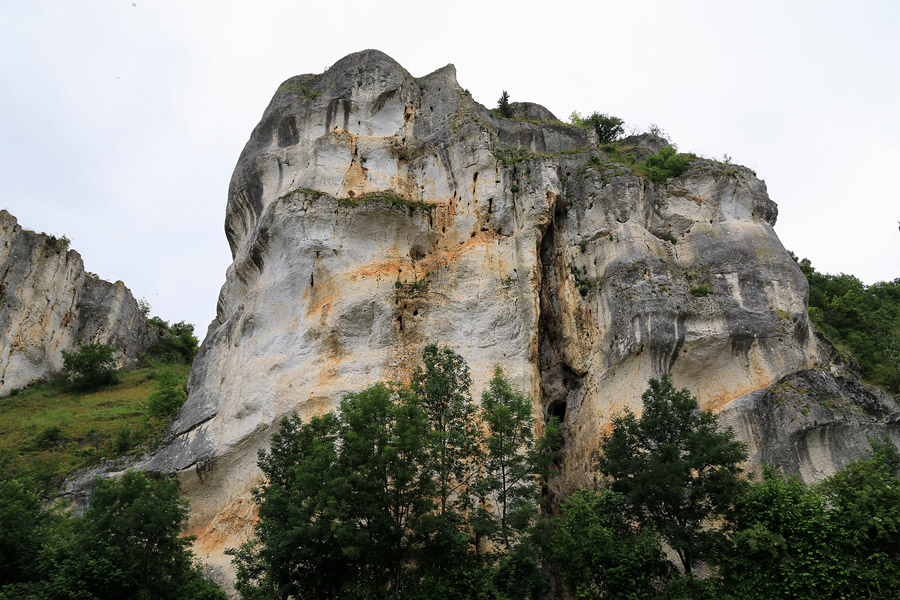 Merry-sur-Yonne, les rochers du Saussois