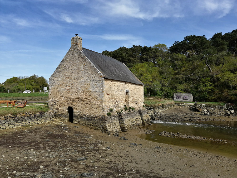 L'ancien moulin du c�t� de Penmern