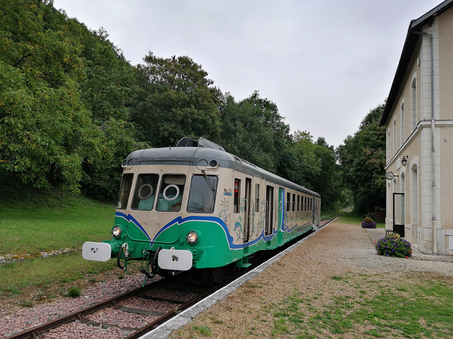 Le train touristique de Thore-la-Rochette
