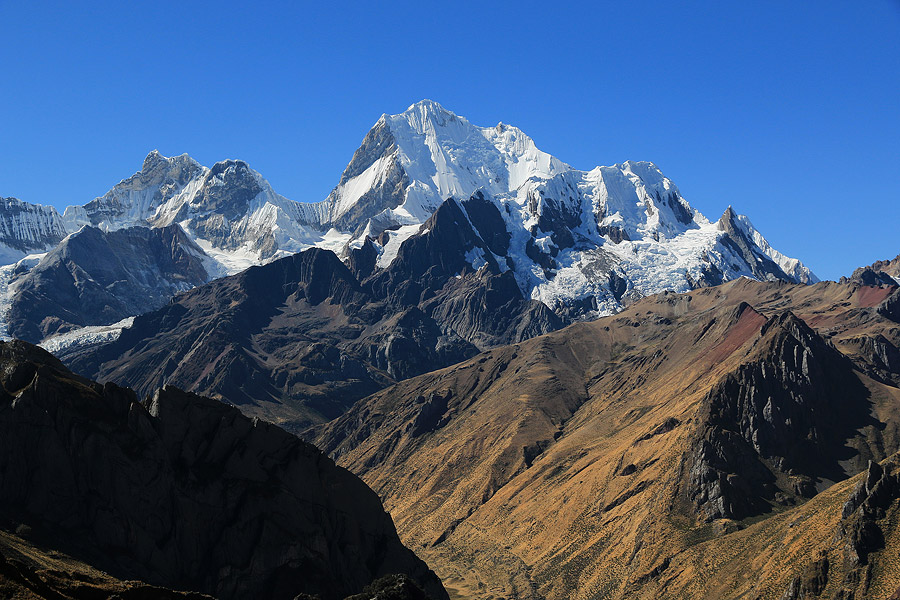 Vallée de Jahuacocha, Yerupajá et Yerupajá Chico Vallée de Jahuacocha, Yerupajá et Yerupajá Chico