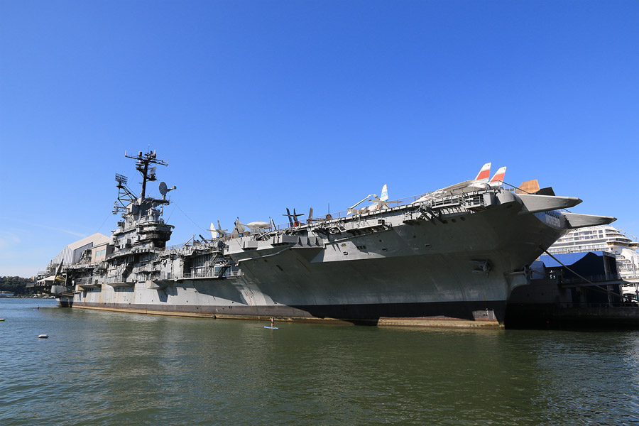 Le porte-avion USS Intrepid, aujourd'hui un muse