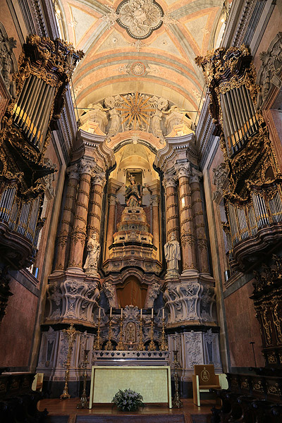 Matre-htel de l'glise dos Clrigos