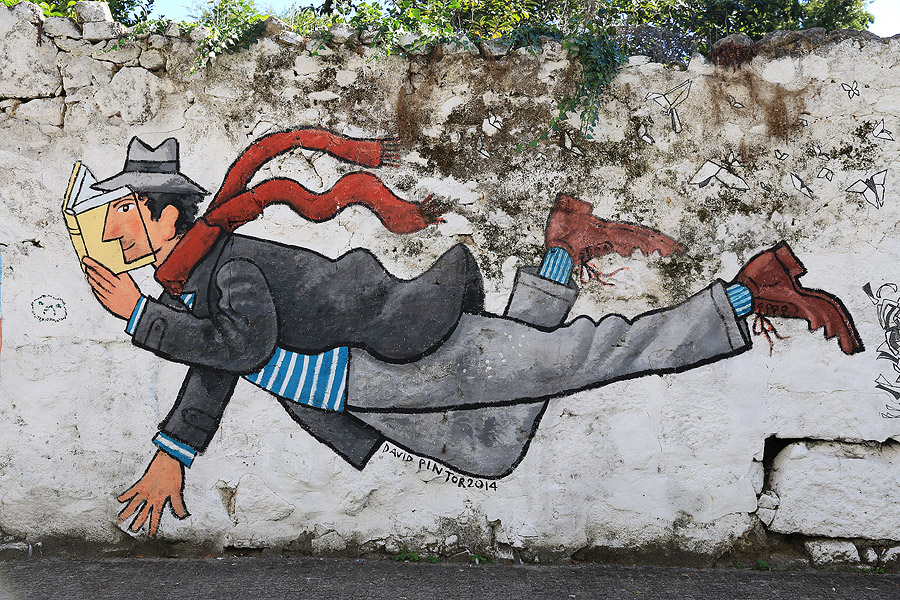 Fresque dans la rue Bombarda